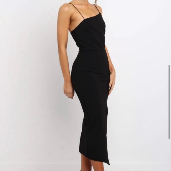 NWT- Petal & Pup Zahra Dress-Black - Picture 4 of 7